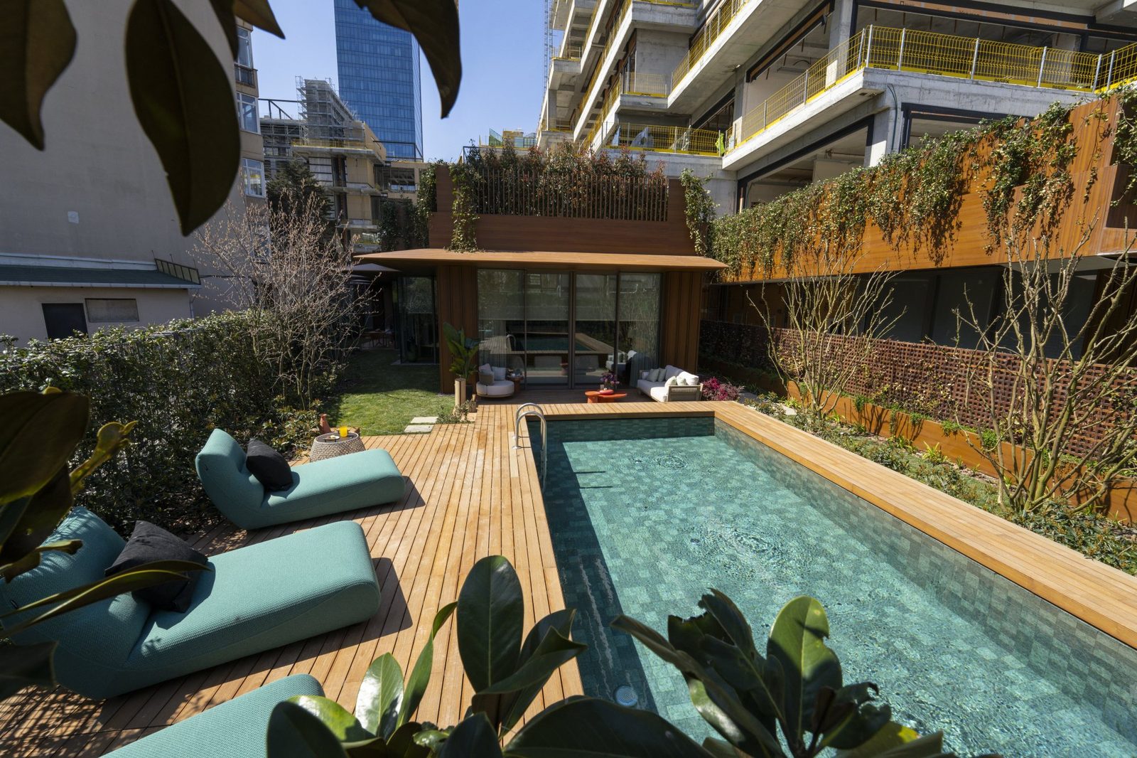 Private terrace pool